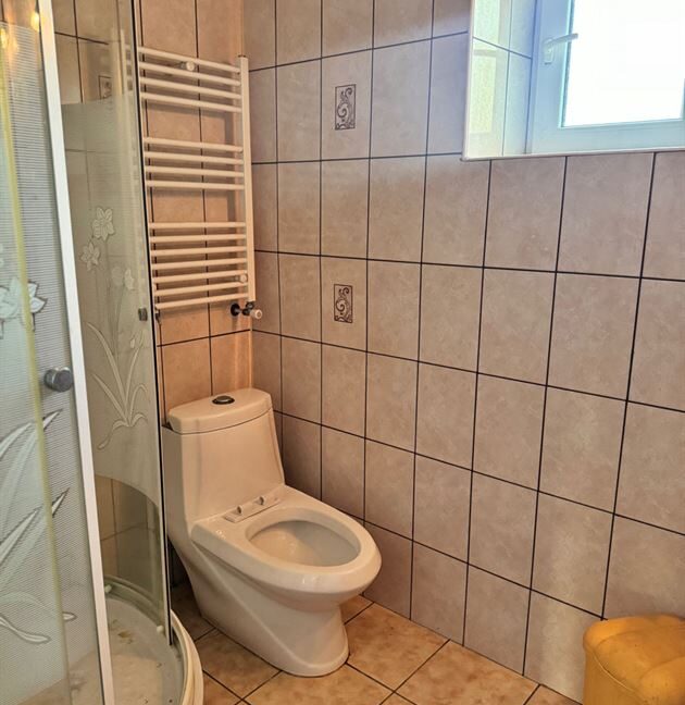 39477b83fd54d7bfa67ec78811e6bee1