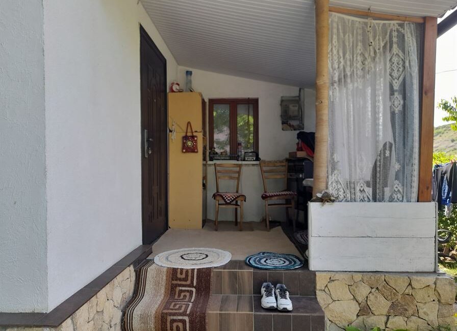 c780d102eb1a10c343af2de4ea79e6ac