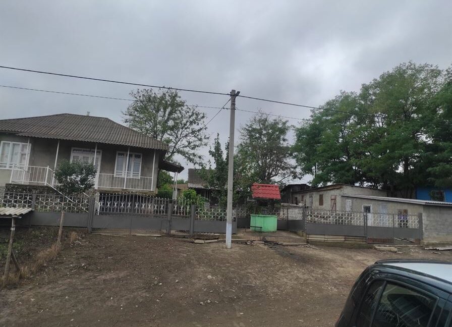 0eba6c5ace7a093278dbdbdc28be7e72