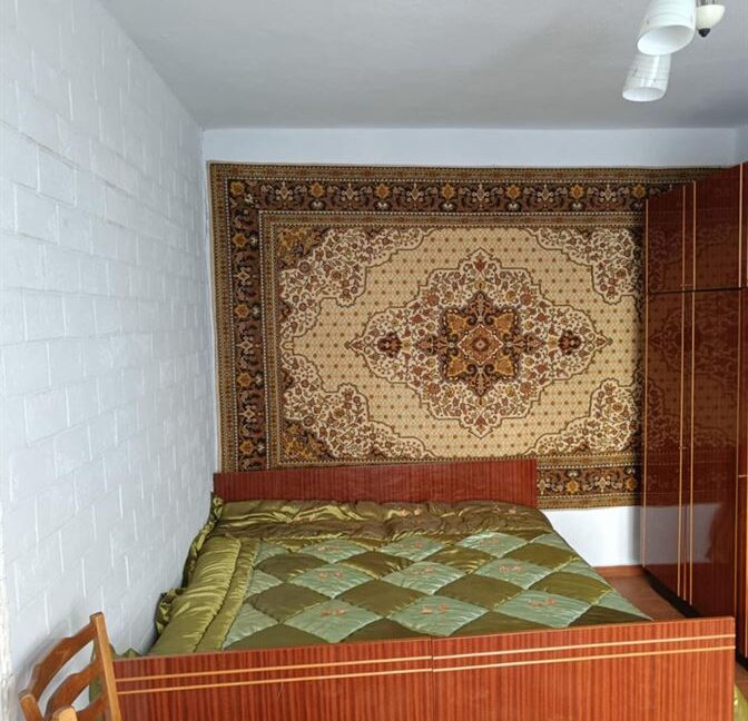 9b53c71c648613dd1bd9880189f683bd