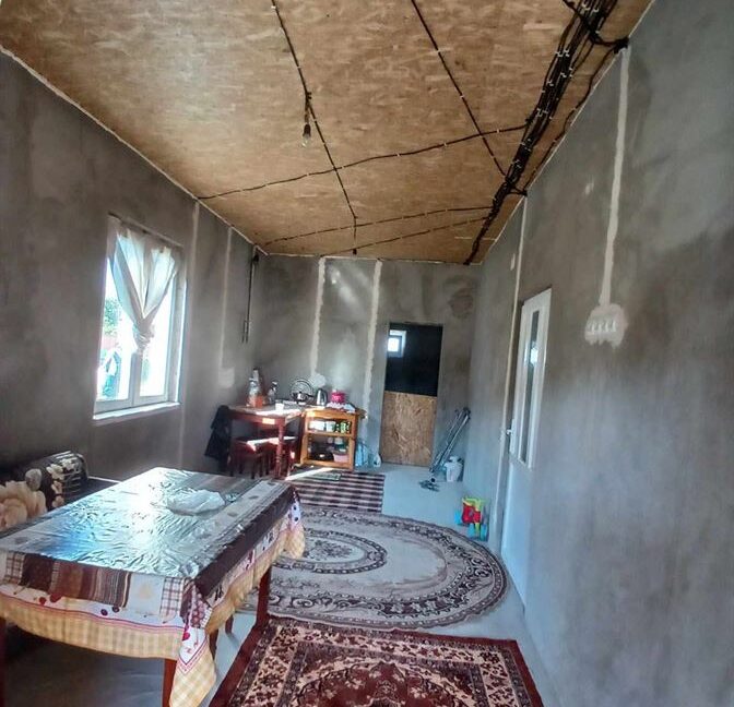 c09844806a02e81e99c1ba18bcc0437e